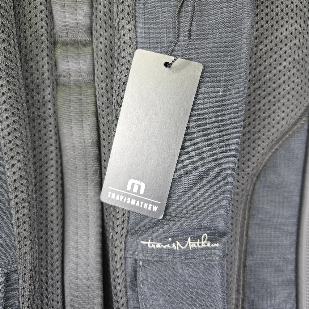 TravisMathew Lateral Backpack TMB107 Black NWT - Padded 16